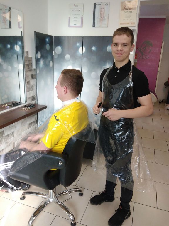 http://zszjanow.fc.pl/galeria/Zdjęcia%202021-22/Praktyki%20zawodowe%20uczniów/index.html